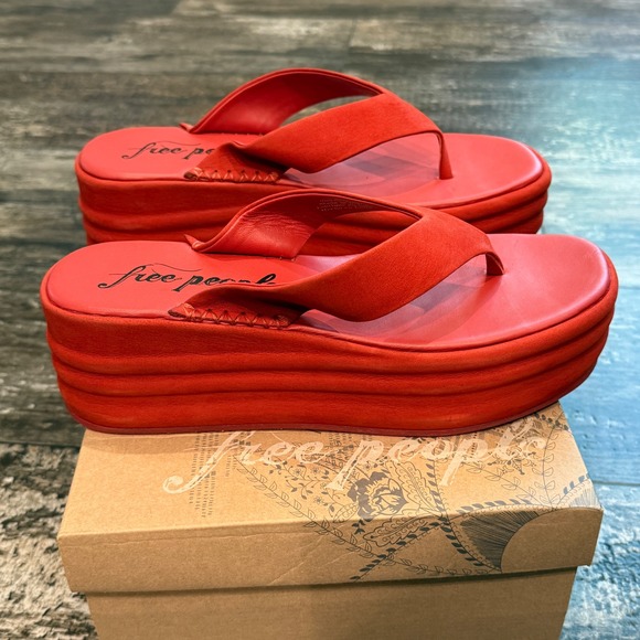 Free People‎ Red Suede Platform Thong Sandals Beachy Summer Shoes Size 38 NEW - Picture 7 of 15